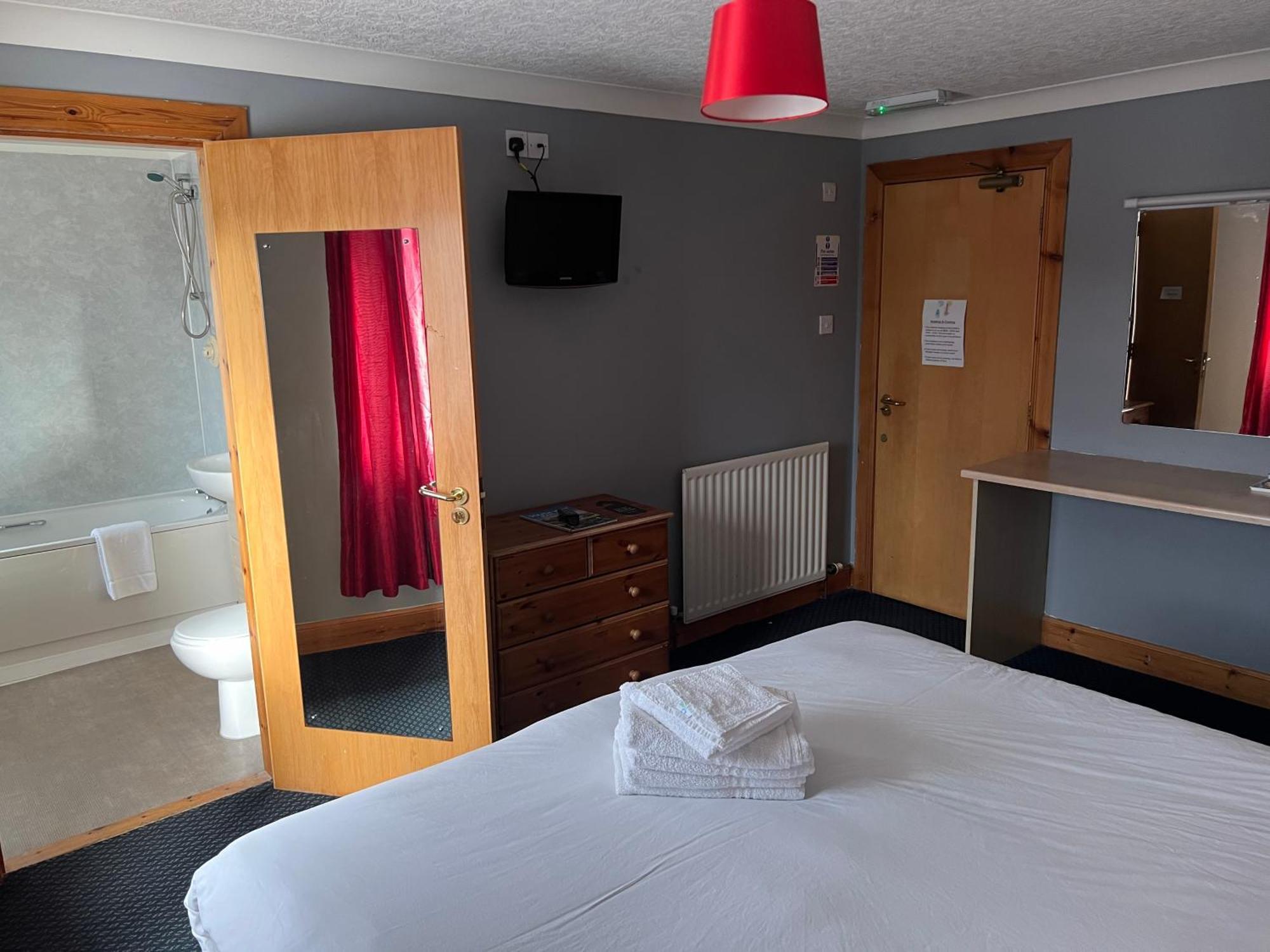 Hazeldene Hotel Gretna Eksteriør billede